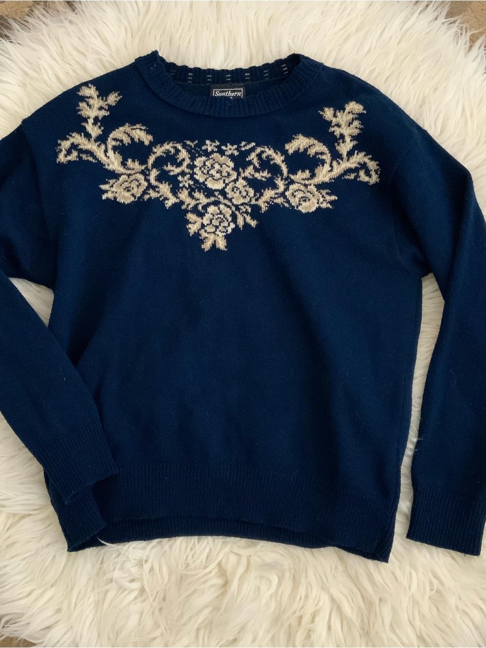 Vintage navy sweater